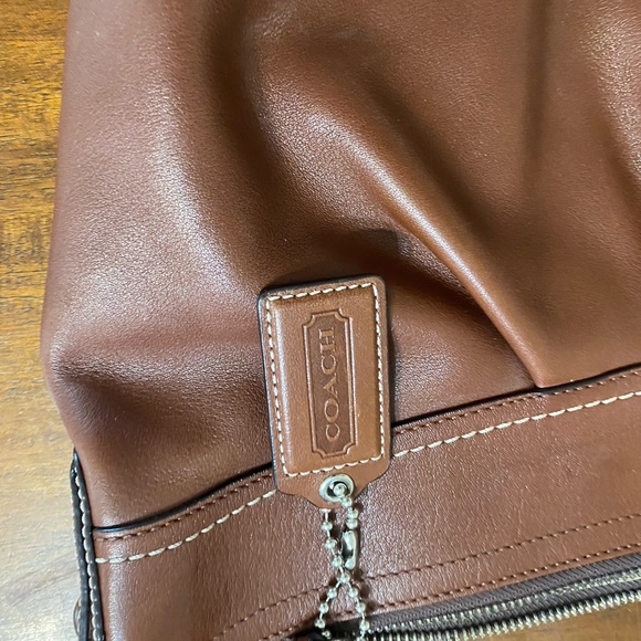 Beautiful brown Coach purse - Picture 3 of 11